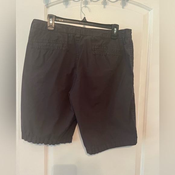 🩳 Arizona dark brown cotton shorts. Size 34. No stains or tears. 🩳 - Picture 2 of 6